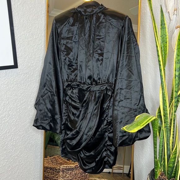 House of CB ‘Khristen’ Black Satin Blouson Dress NWOT - Picture 10 of 14